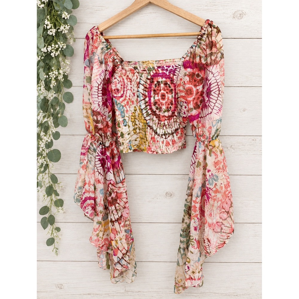 Live 4 Truth Crop Top Womens Small Multicolor Floral Smocked Bell Sleeve